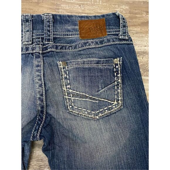 BKE Stella Flare Jeans Low Rise Distressed Rhinestone Women’s Sz 27 waist X 33.5 - Picture 10 of 10